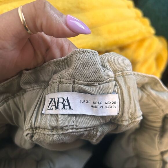 Zara Paperbag Waist Patch Pocket Jeans - Picture 3 of 3